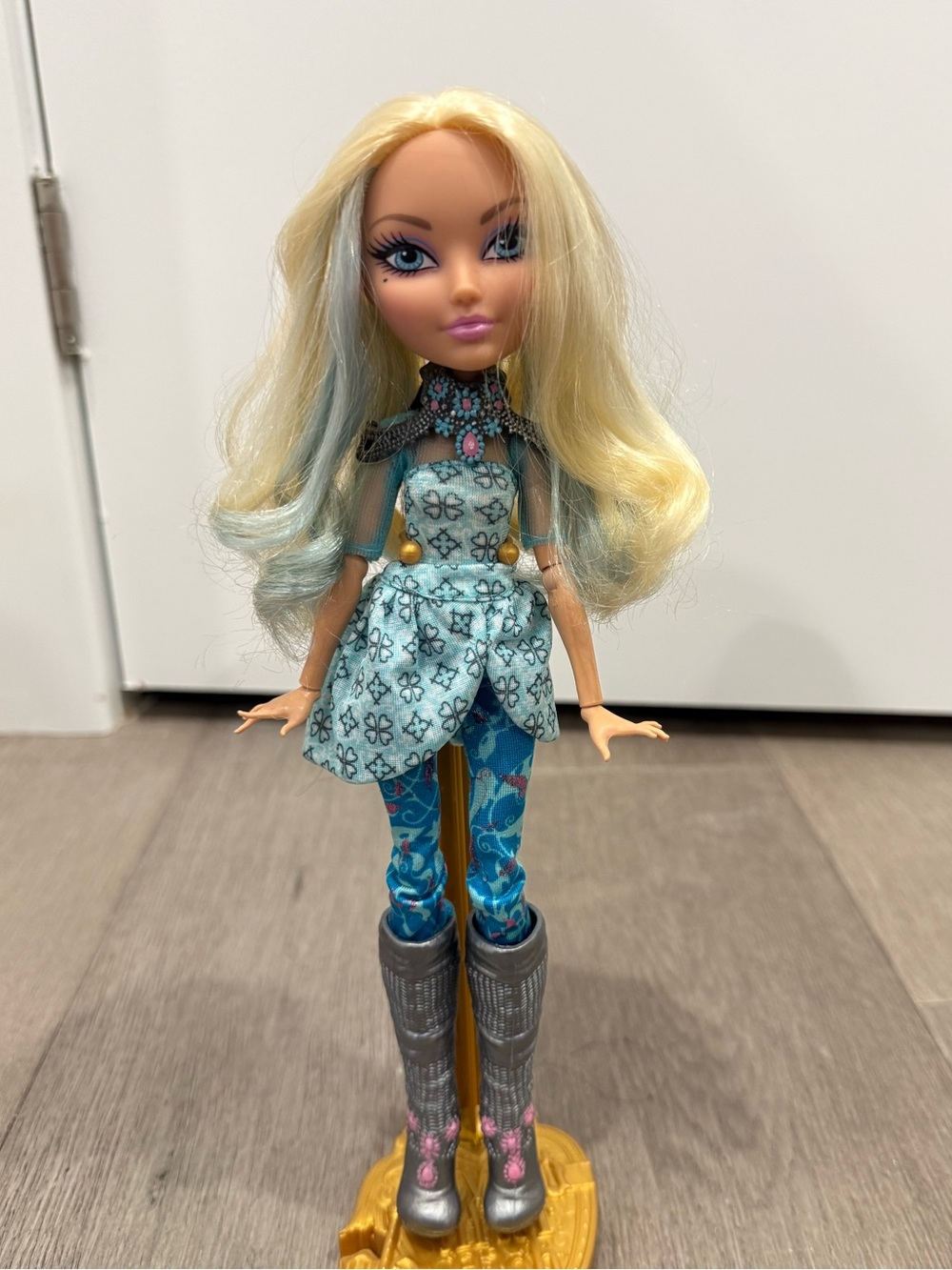 Ever After High Darling Charming Dragon Games Doll